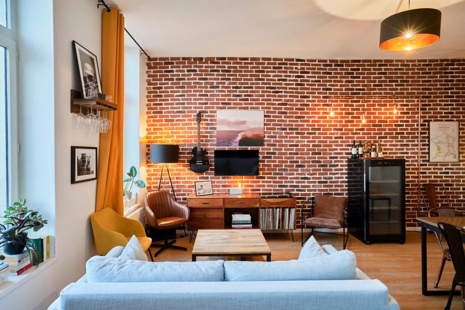 1 Bedroom Apartment Near Metro, Shops & Schools Lille Exterior photo