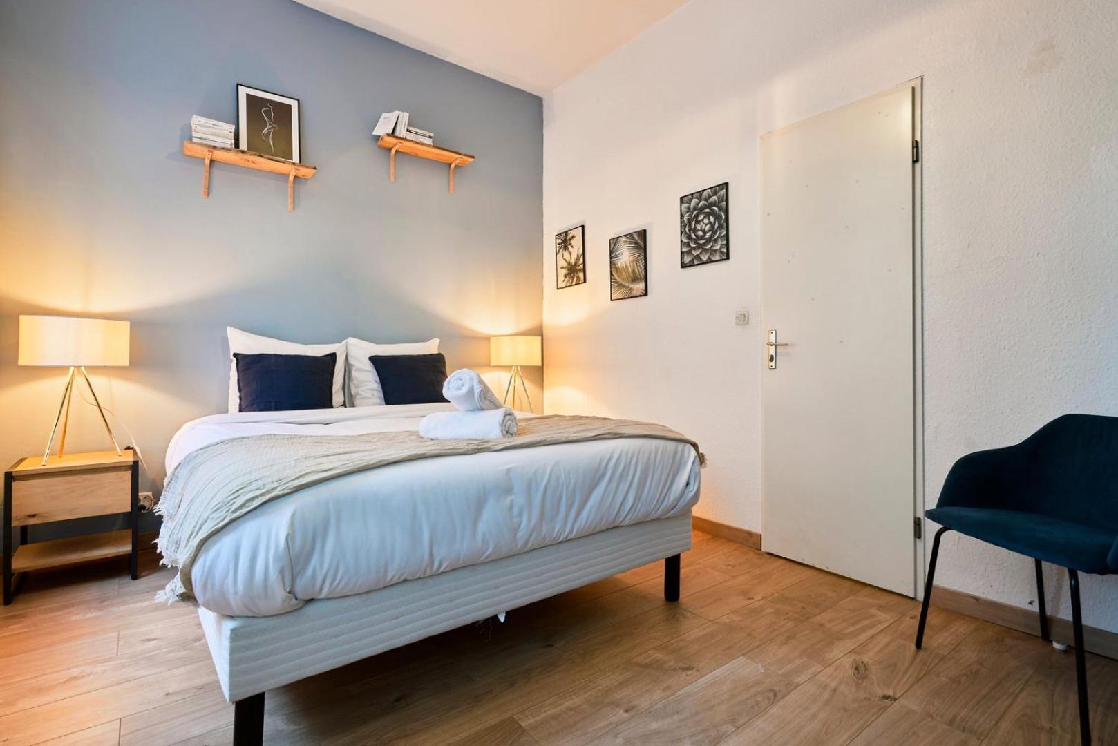 1 Bedroom Apartment Near Metro, Shops & Schools Lille Exterior photo