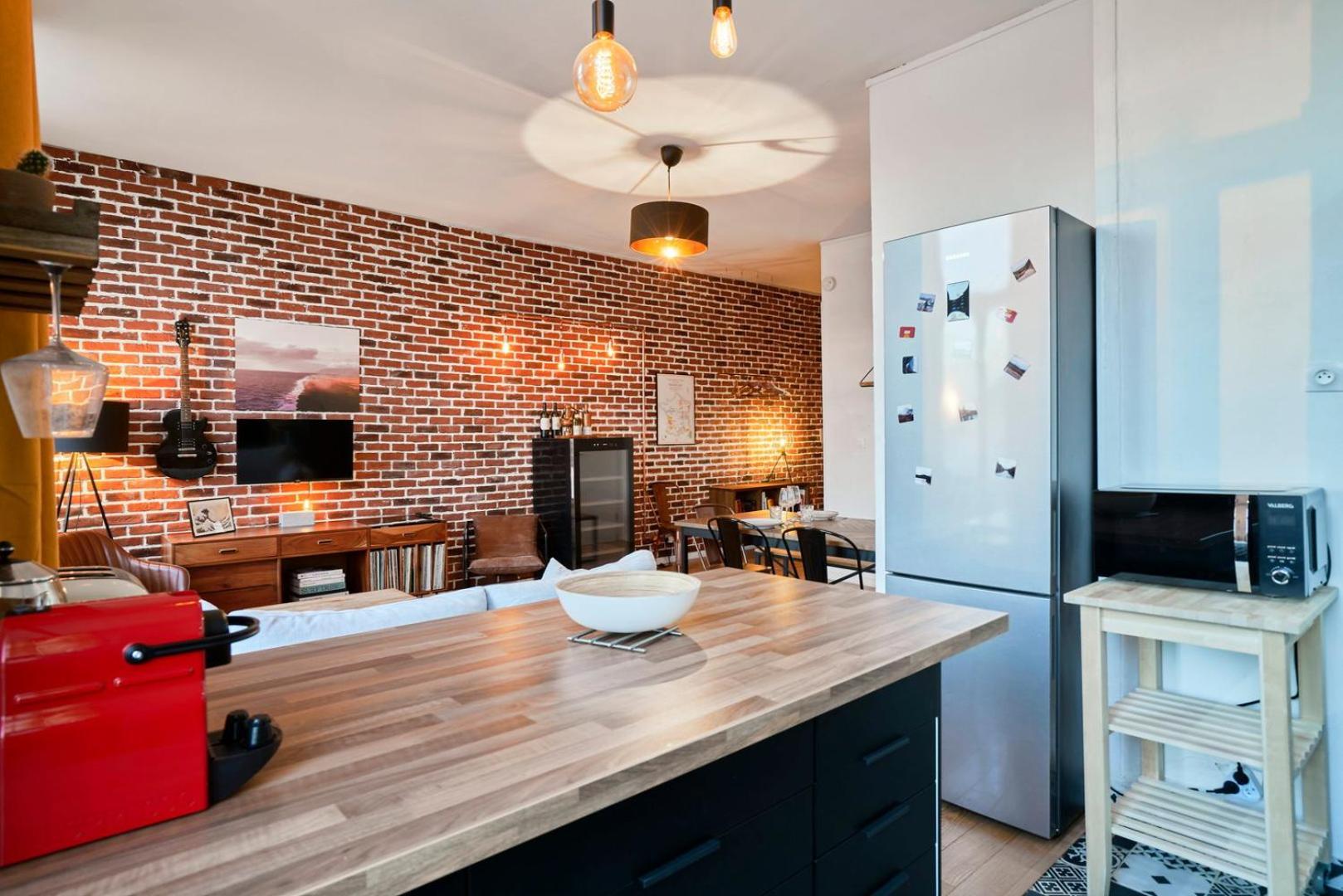 1 Bedroom Apartment Near Metro, Shops & Schools Lille Exterior photo
